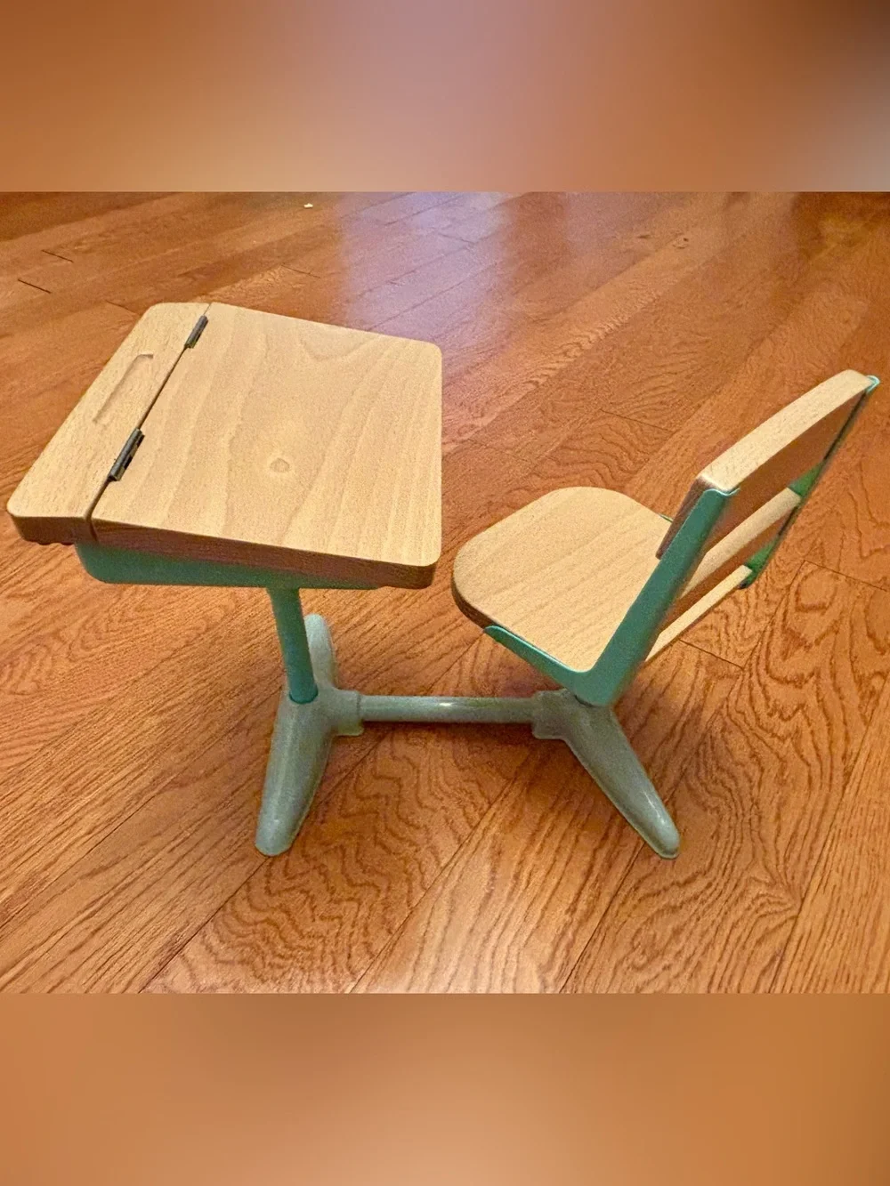 American Girl Maryellen School Desk LIKE NEW